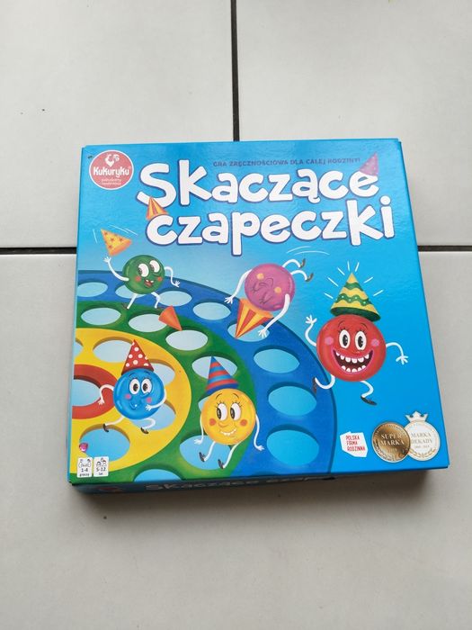 Gra zręcznościowa Skaczące czapeczki