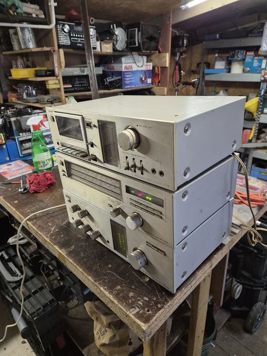Wierza segmentowa Sony lata 90