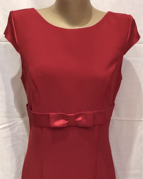 КОСТЮМ новый,  2-ка красивый 44-46 р.