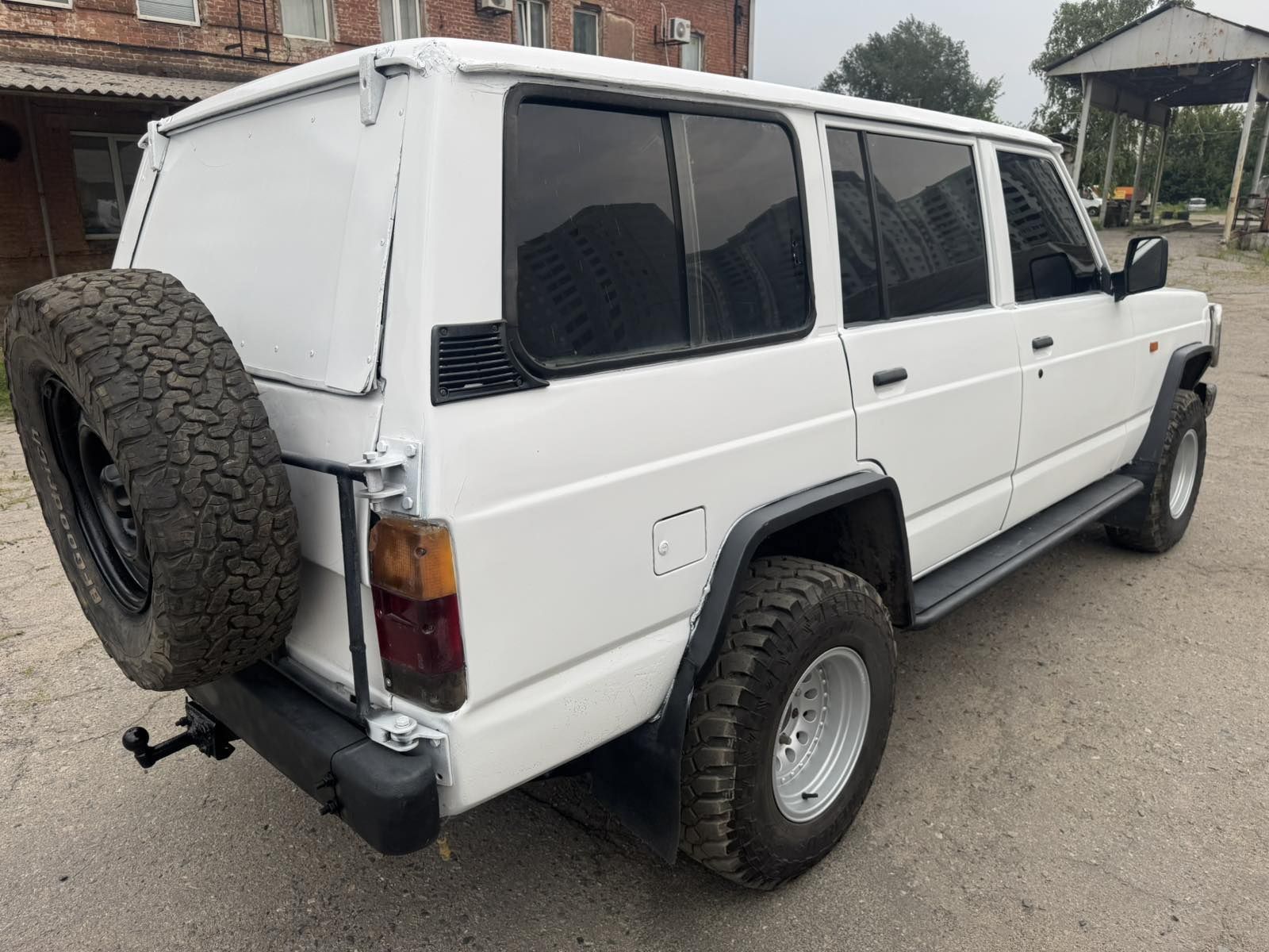 Nissan Patrol 1991рік 2,8дизель повний привід 4х4 гарний