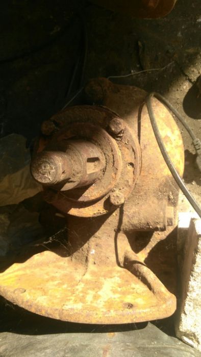 Эл двигатель с кары