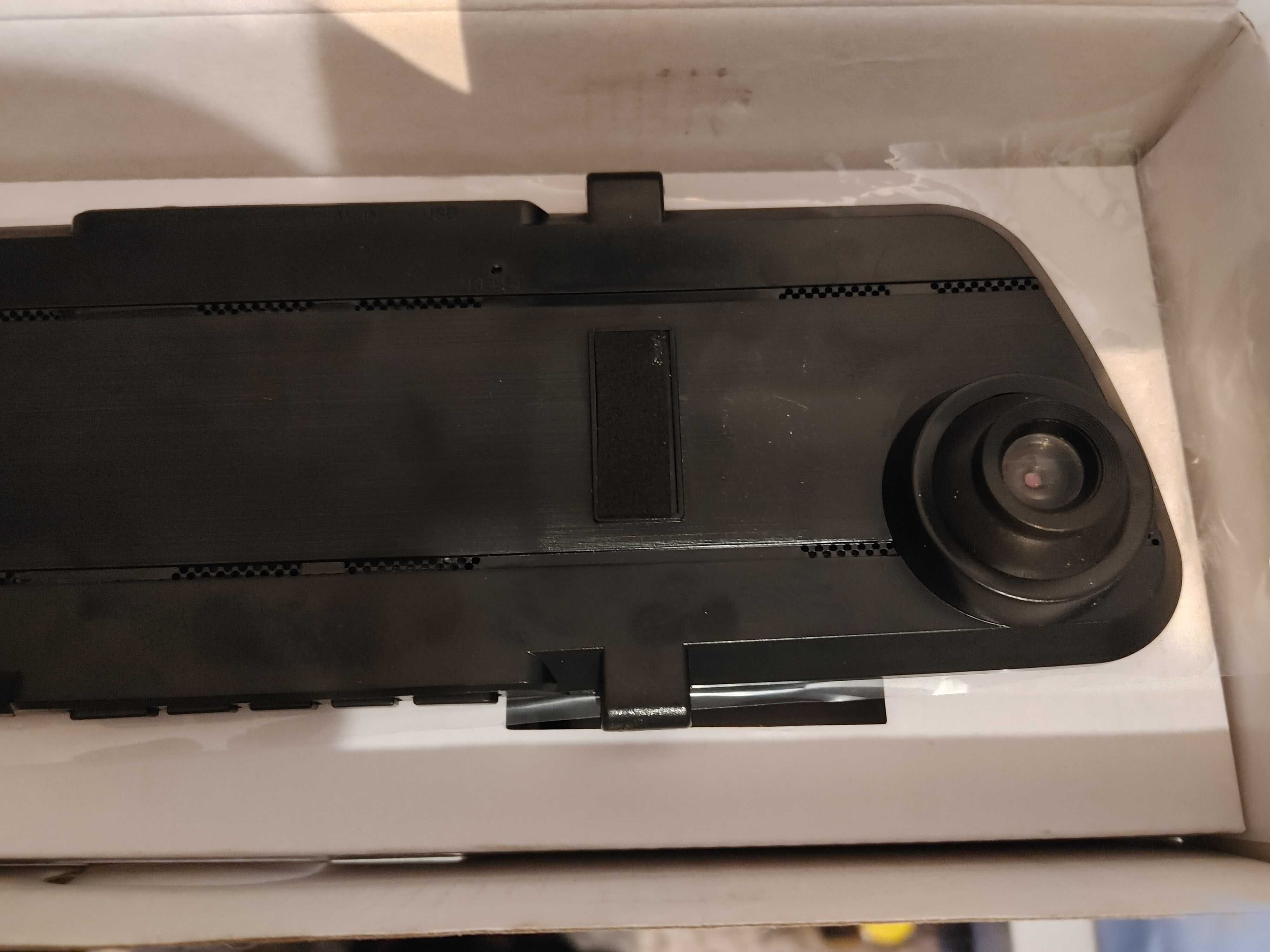 kamera wideorejestrator samochodowa lusterko