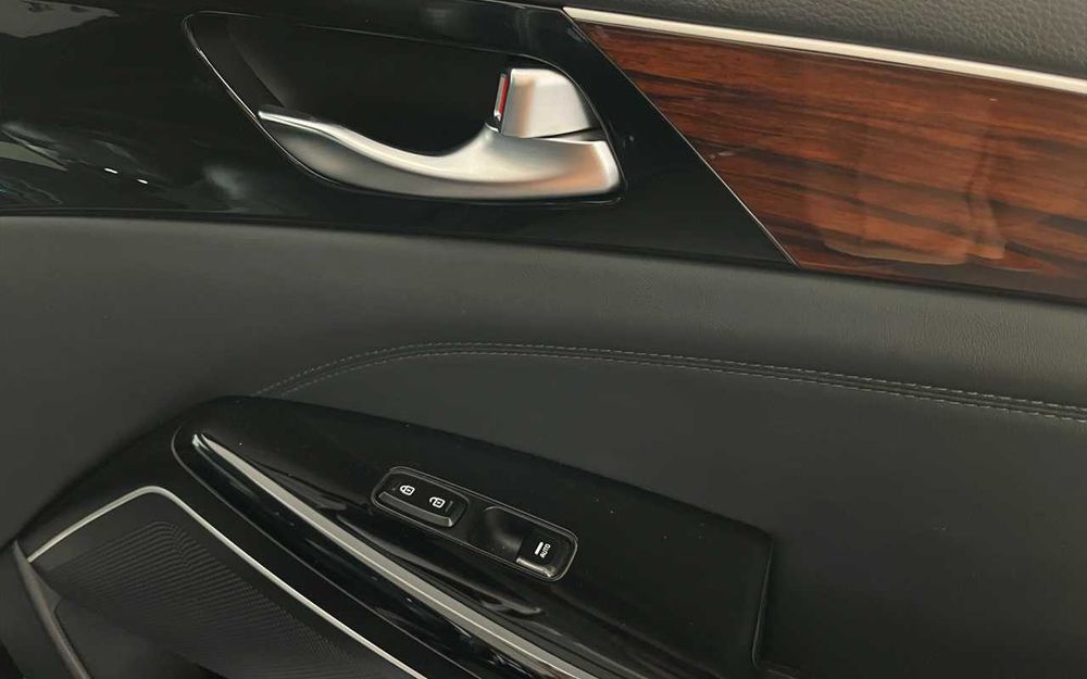 Kia K7 2016 року