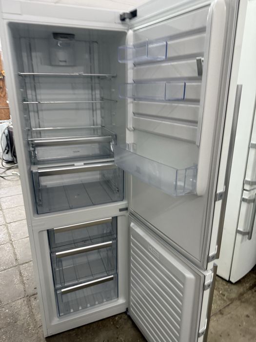 Продам холодильники Гурт і роздріб
