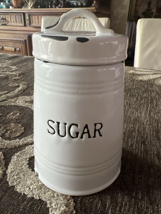 Sugar stylizowana na starą cukierniczka Home&you ceramika cukiernica