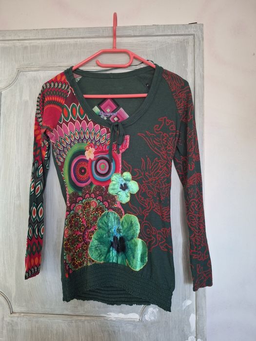 T-shirts tamanho s/m da Desigual novas.