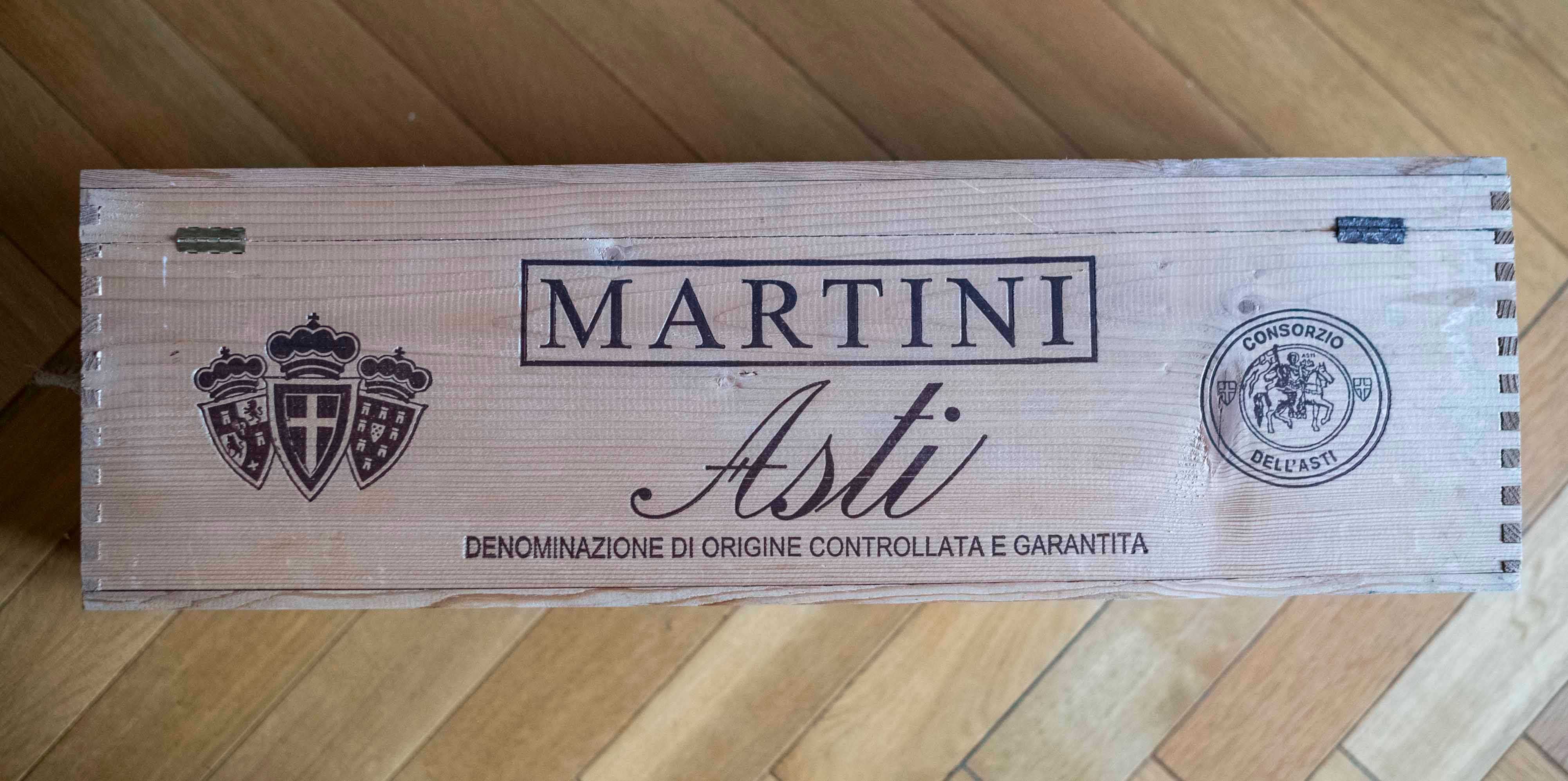 Skrzynka na Wino Martini Asti DOCG 6L Drewniana Kolekcjonerska Włochy