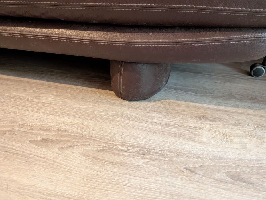 Sofá 3 lugares - Pele - Castanho - Chateaux D'ax