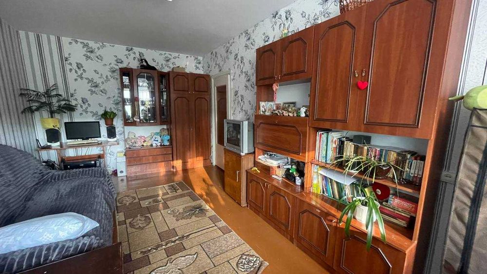 Продаж 2-кімнатної квартиру. Шухевича,2