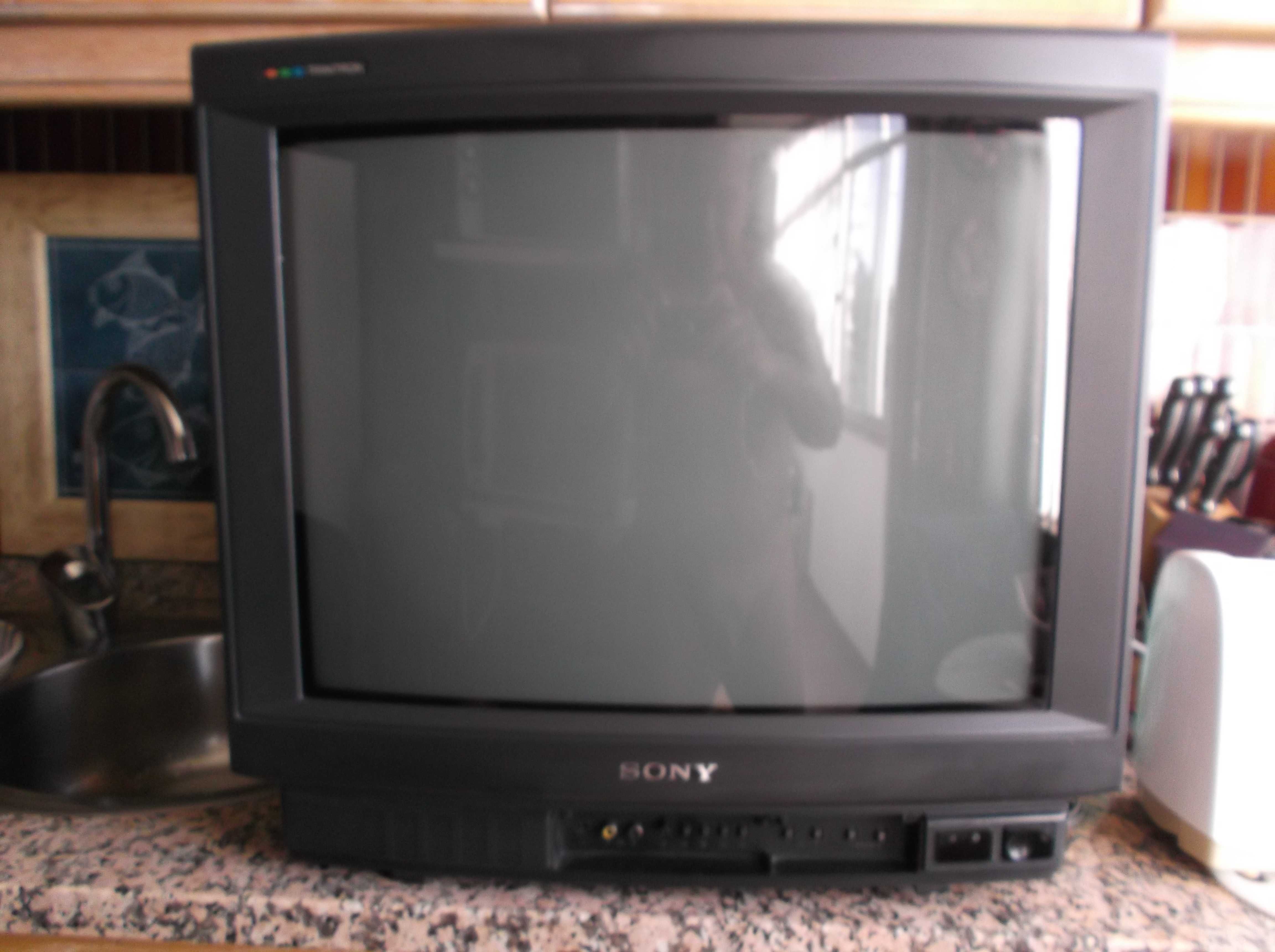 TV televisão antiga marca Sony