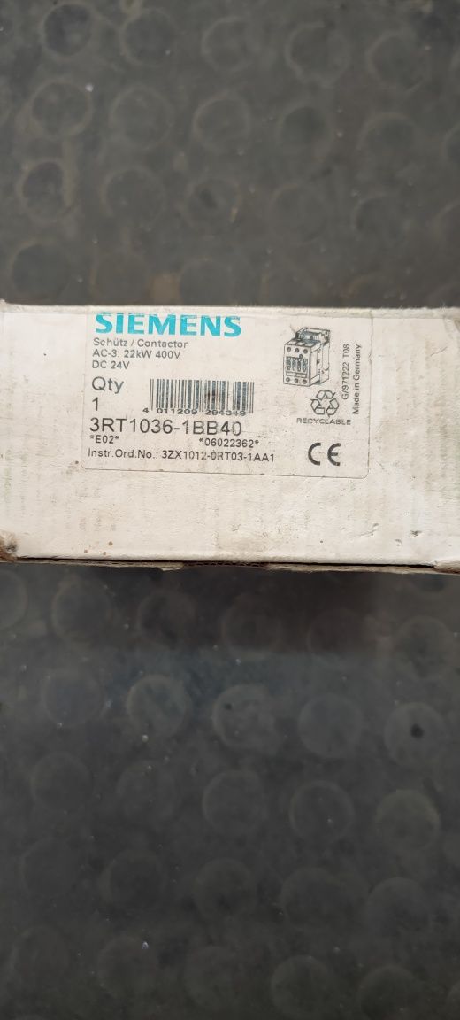 Stycznik Siemens 3RT1046-1A 24V/230V