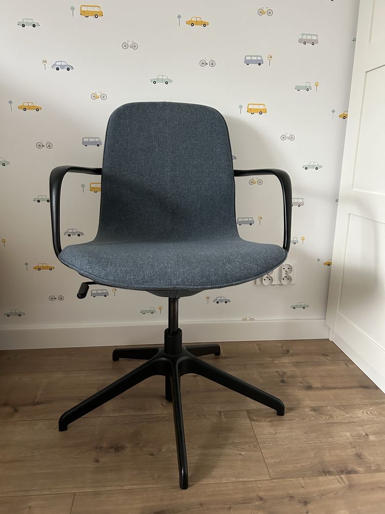 Ikea Langfjall krzesło z podłokietnikami