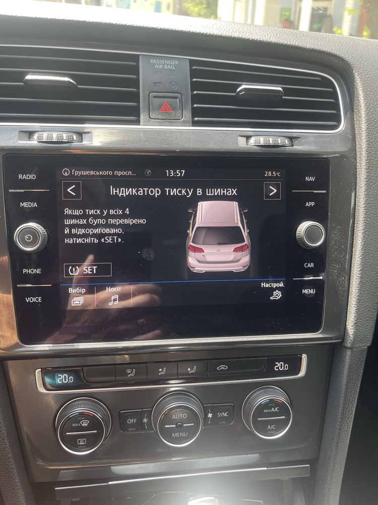 Фольксваген Гольф 7 2019 року