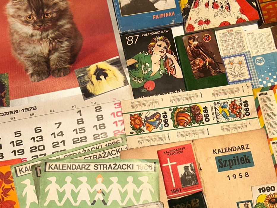 Stare KALENDARZE i Kalendarzyki - 38 sztuk - PRL !