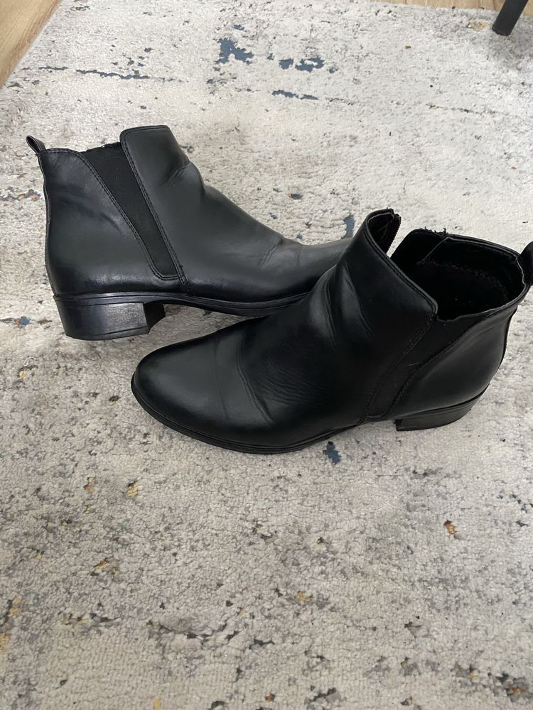 Buty damskie czarne 38
