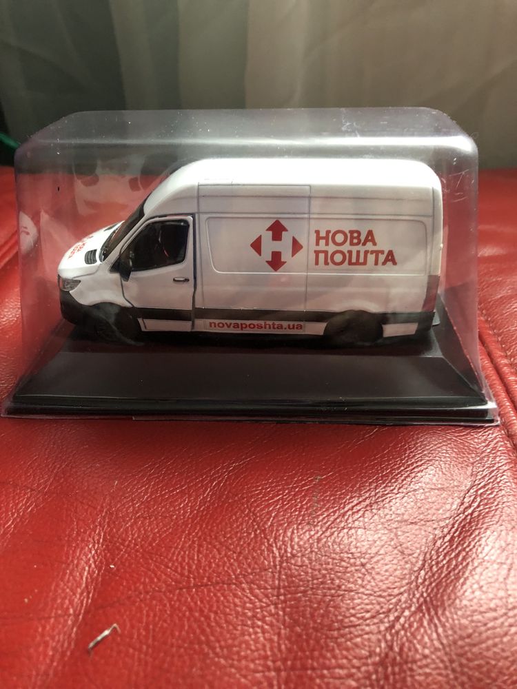 Модель авто Mercedes нова пошта 1:48