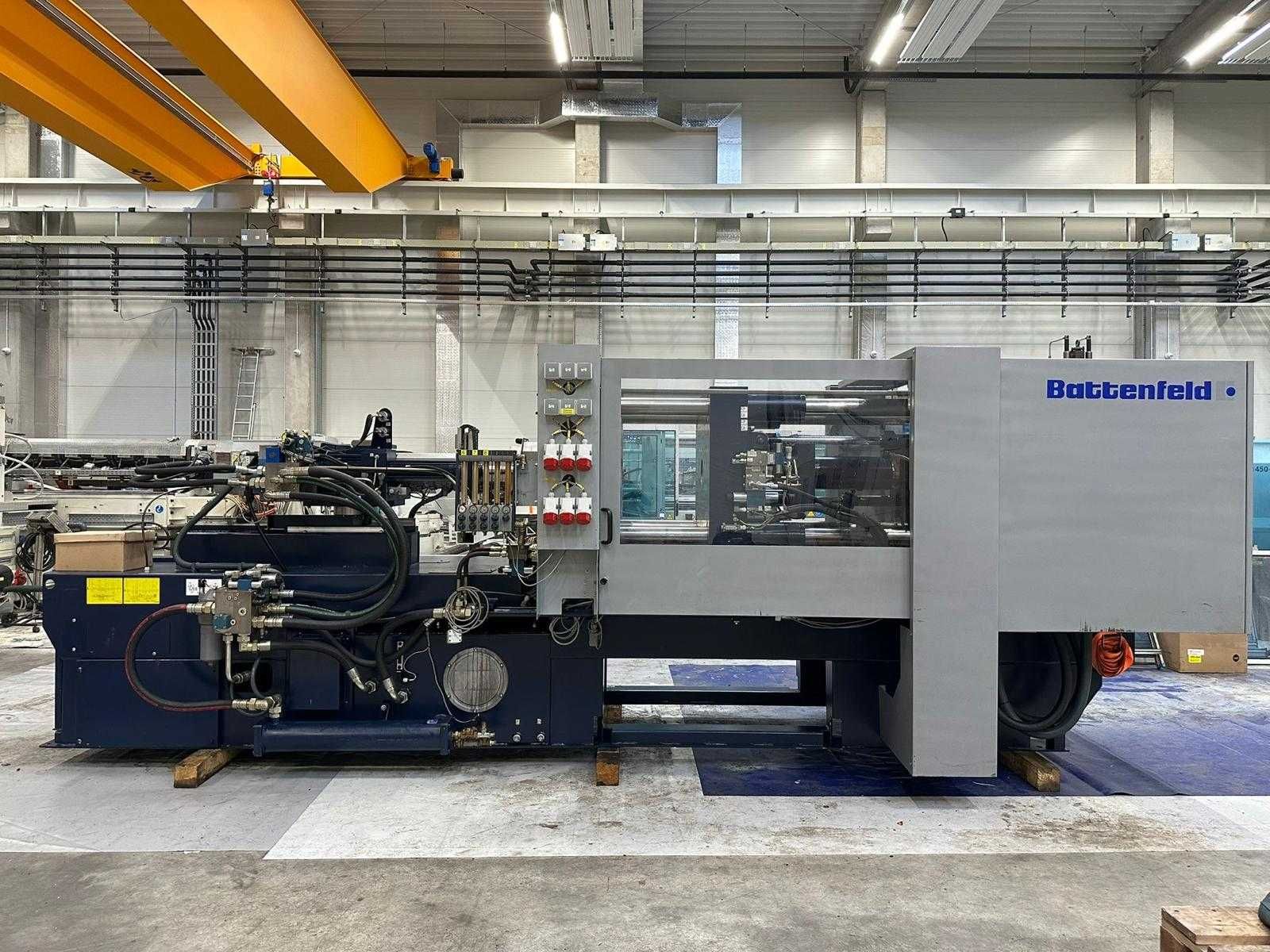 Sprzedam wtryskarkę - Battenfeld HM 2700/1330, 2004r.