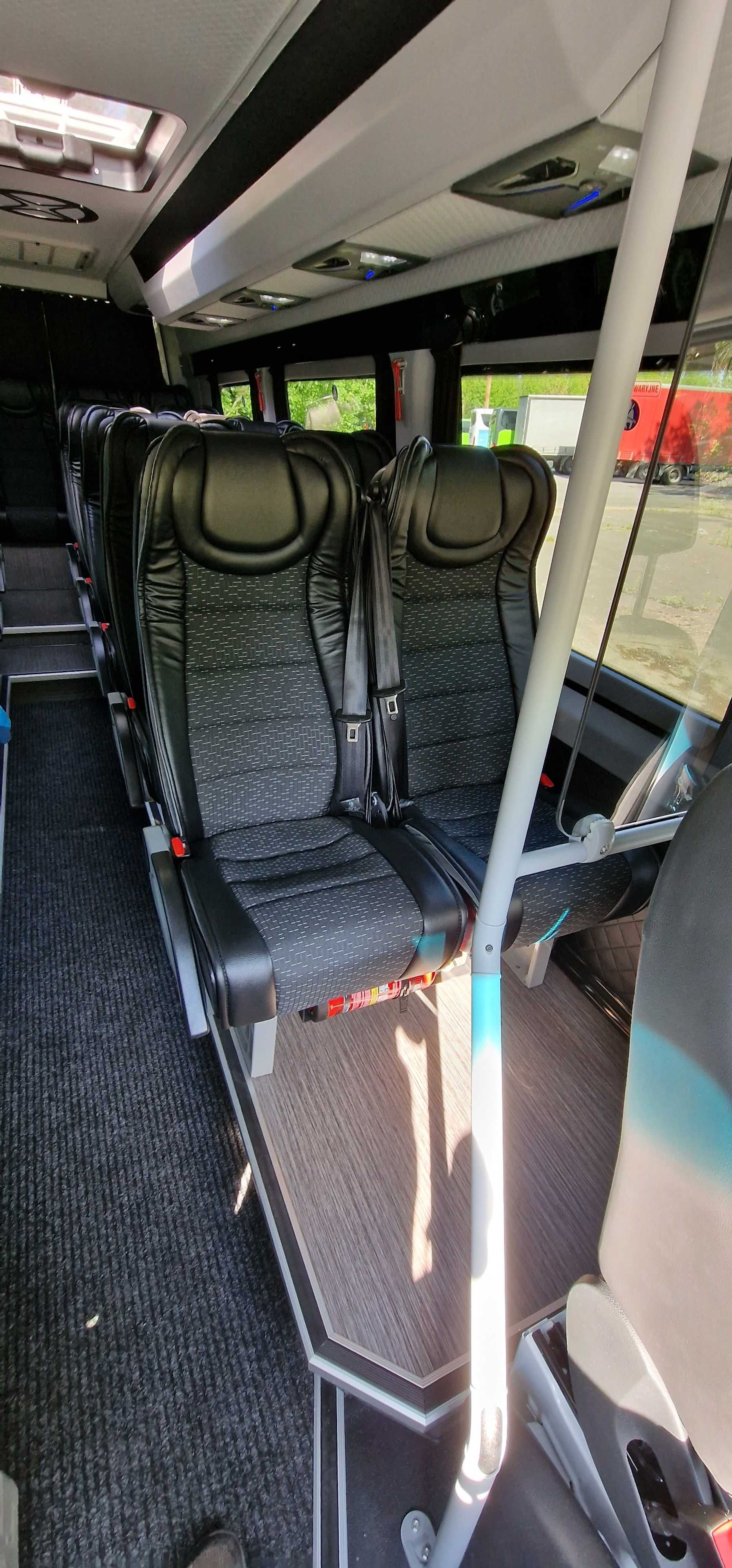 Mercedes-Benz Sprinter 517, 21 miejsc.