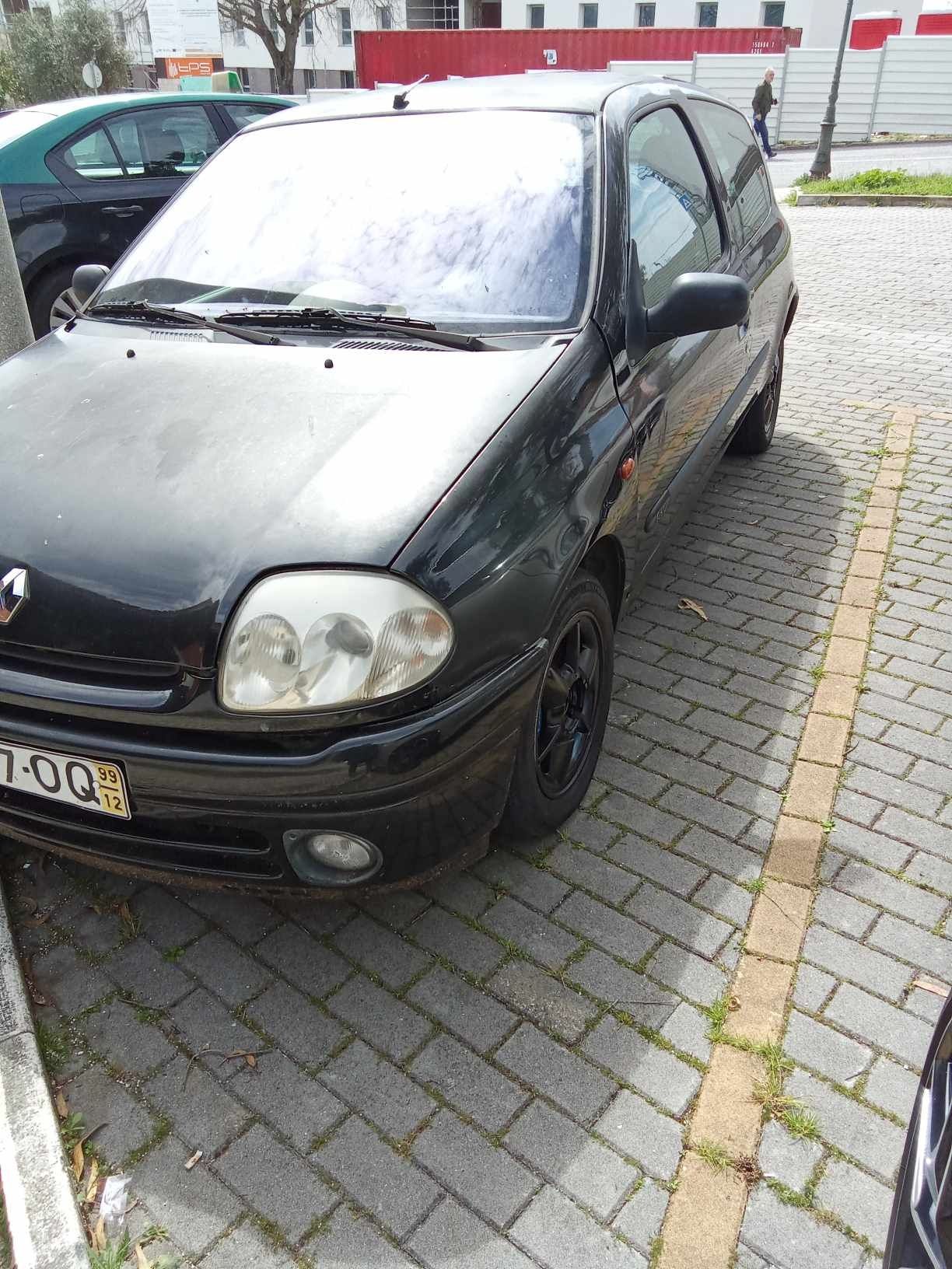 Boas troco renault clio 1600cc 16v troco por mota ou por ponei com cha