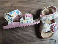 Продам дитячі сандалі для дівчинки
