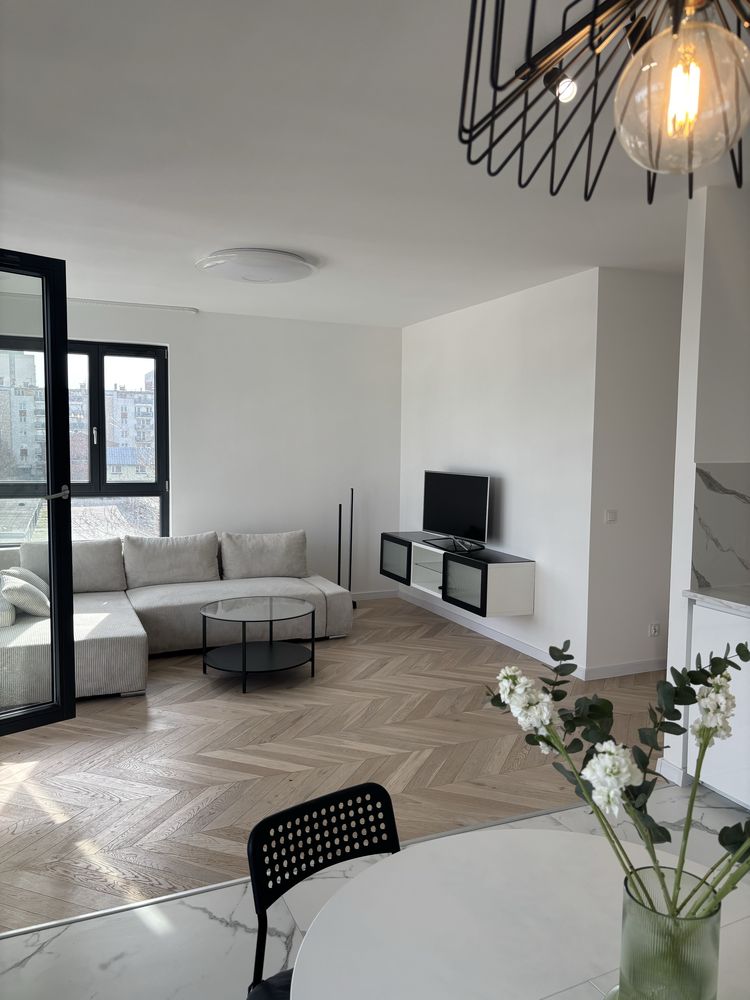 Przestronny apartament w centrum Pomorzan