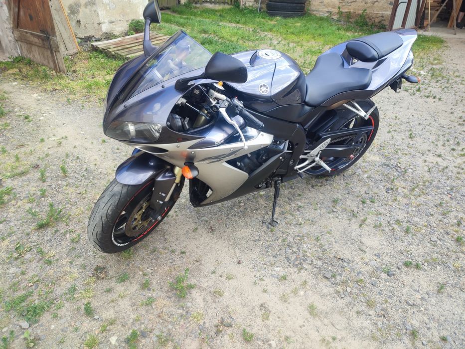 Yamaha R1 rn12 (niski przebieg)