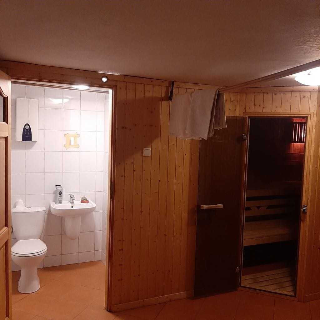 Sprzedam duże mieszkanie w budynku willowym