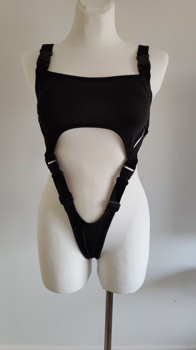 Czarne body Kolly, rozm L Rave outfit
