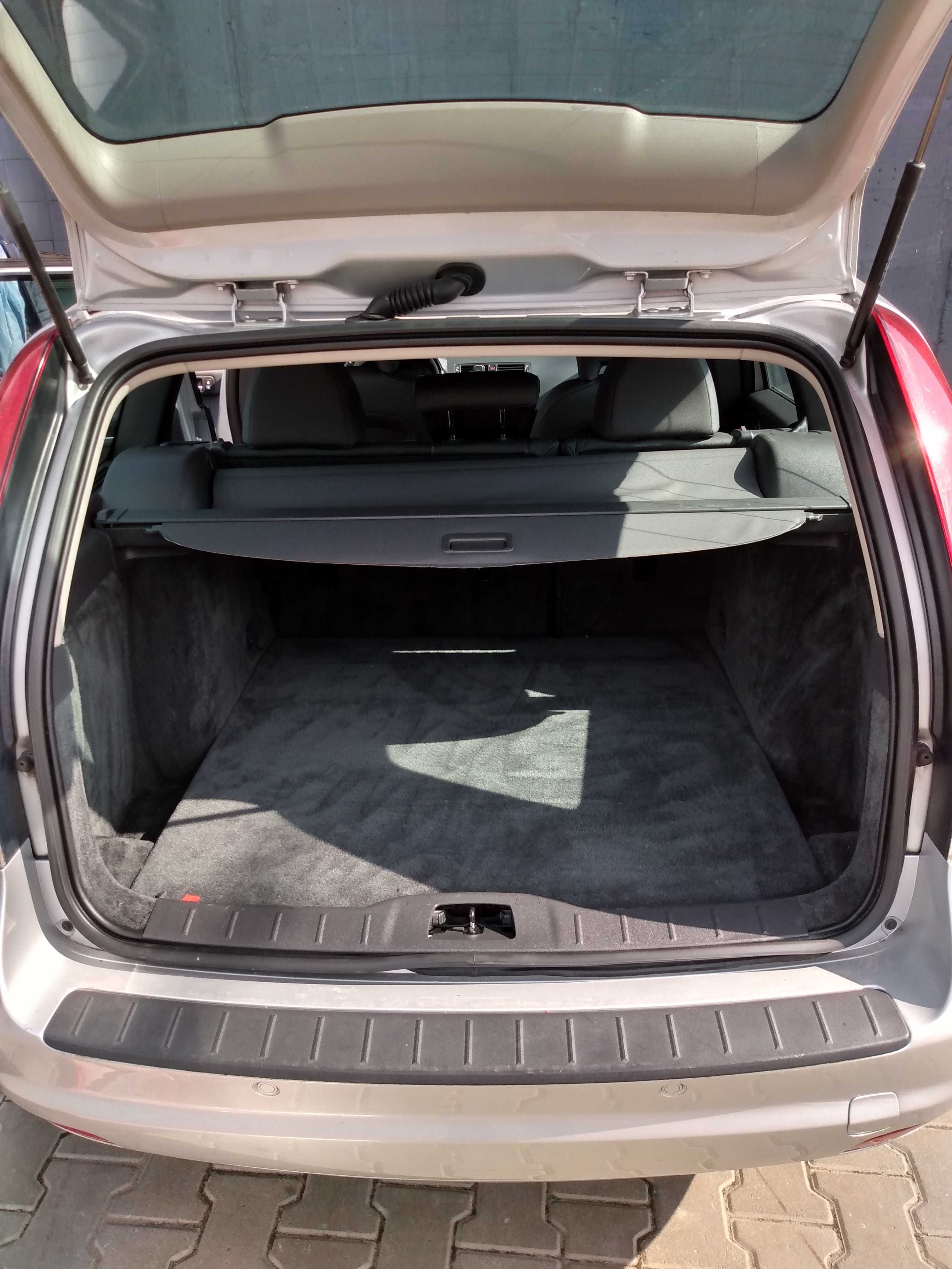 ТЕРМІНОВО Продам, VOLVO V-50 2012 р. 1,6 ДІЗЕЛЬ ,сервісна книга