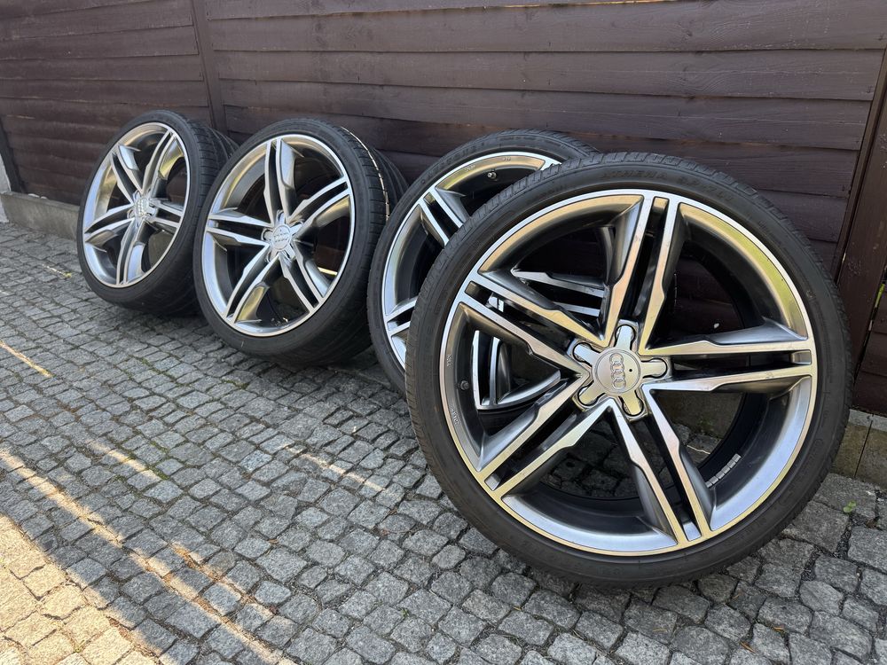 Audi a3 a4 a5 a6 235/35/19 et30 8j