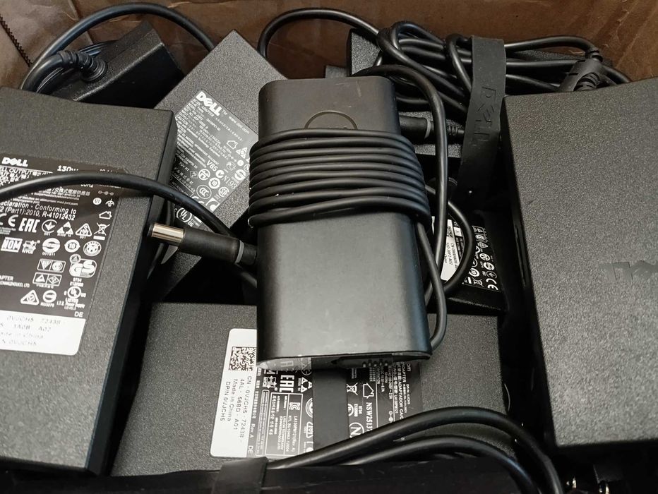 Зарядний пристрій DELL зарядка 90/130W