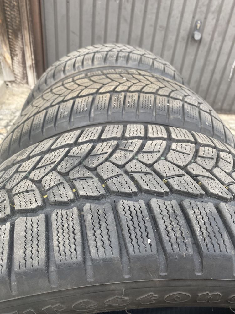 Opony zimowe Firestone Winter Hawk 3 215/55/17