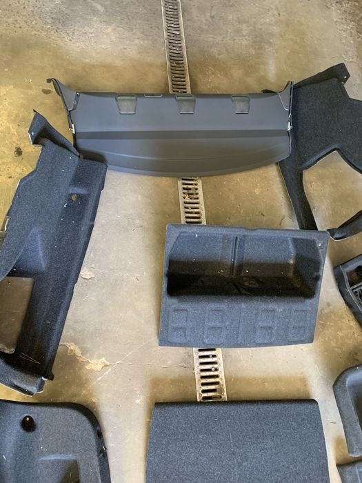 Обшивка багажника BMW X5 E70 F10 F30 накладка бочина БМВ Е70 Ф10 Ф30