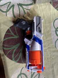 Nurf STRONGARM usada