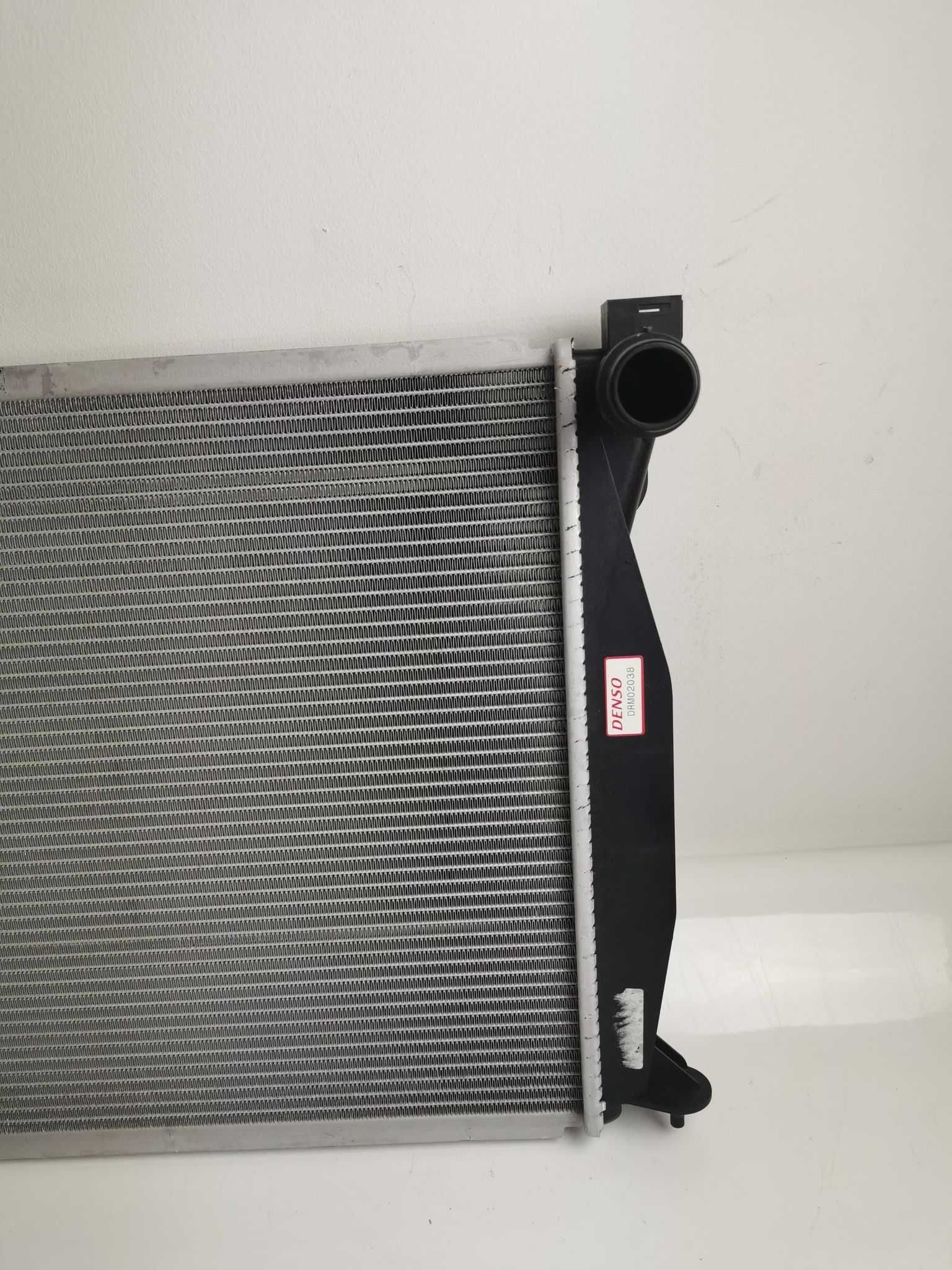 Denso DRM02038 Chłodnica Audi A6 Allroad A6 C Avant