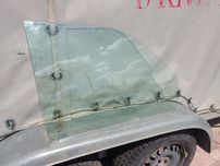 Скло перед праве паджеро спорт 1 / L200 до 2005 року