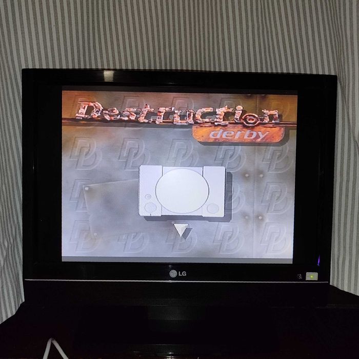 Lote PSOne + Caixa Playstation (da 1ª geração anos 1990)