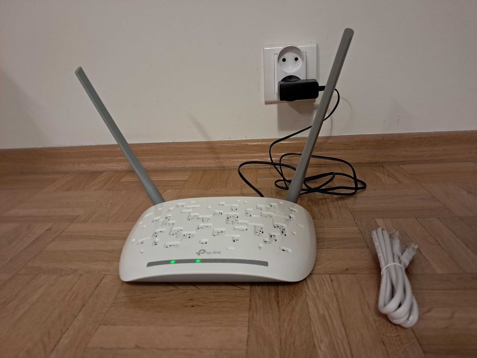 Router Tp-Link TD-W8961N, modem