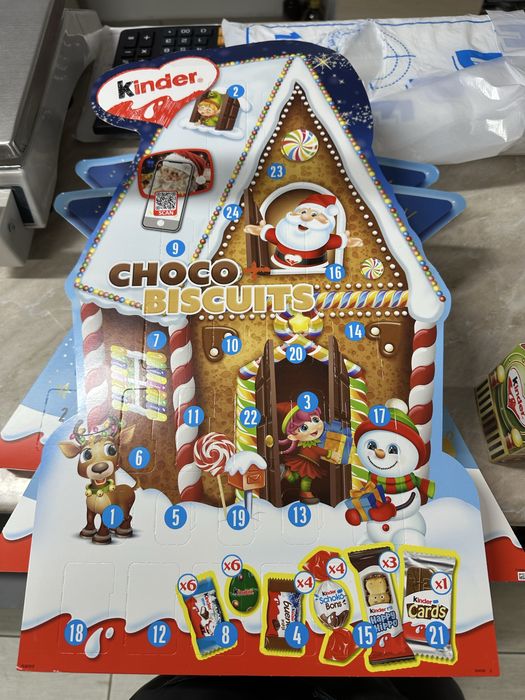 Адвент календар Kinder