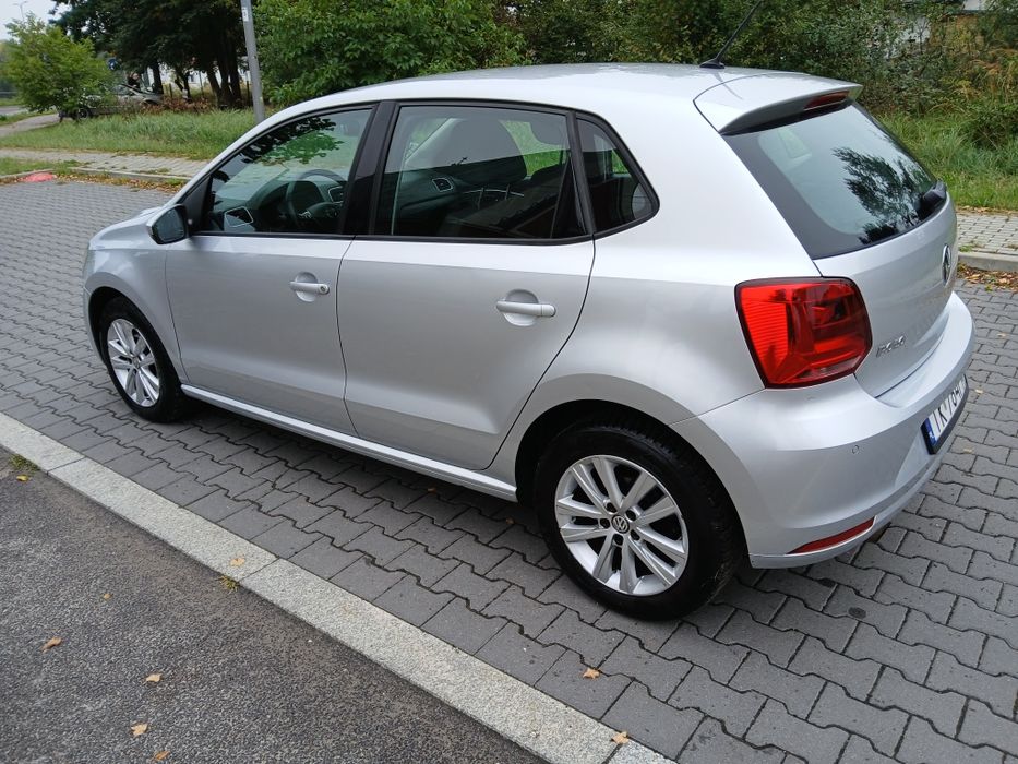 Volkswagen Polo 1.2 TSI 2015 rok 4 cylindry