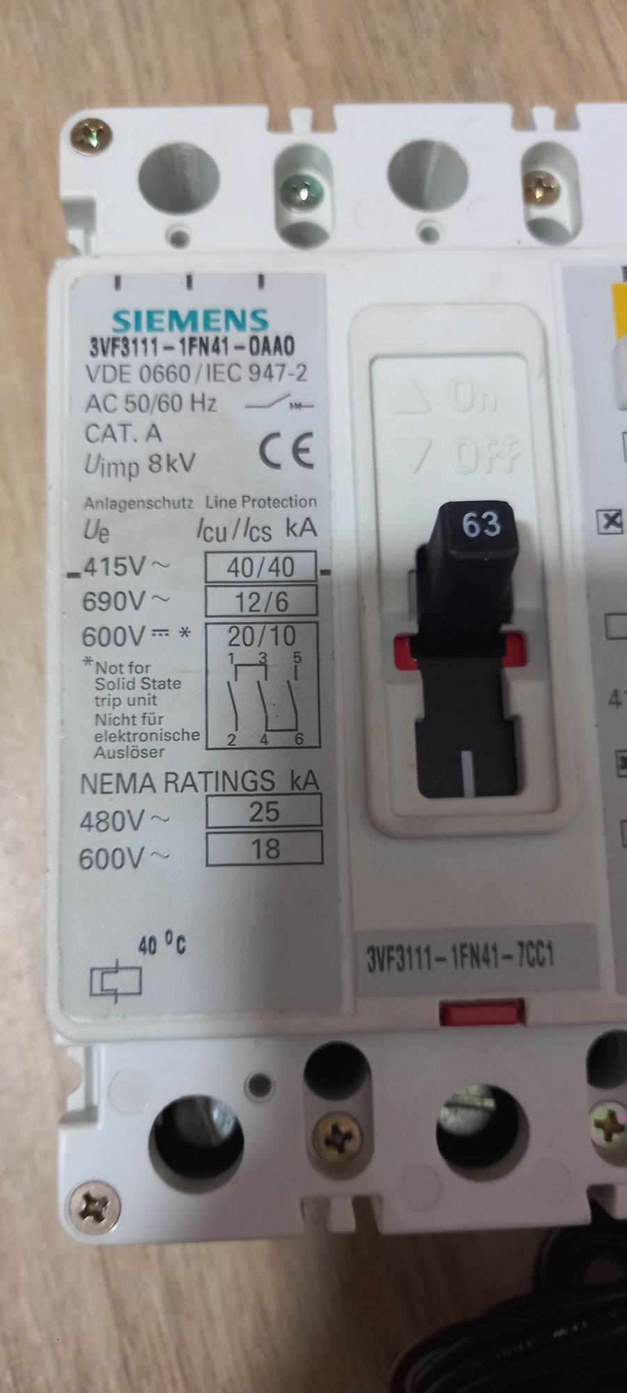 Siemens 3vf31111-1fn41-7cc1 вимикач пускач