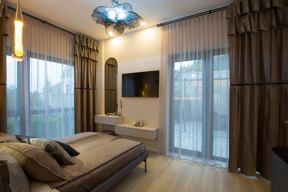 ТОП-ЛОКАЦІЯ!!!  10 хвилин пішки до центру та липової алеї.