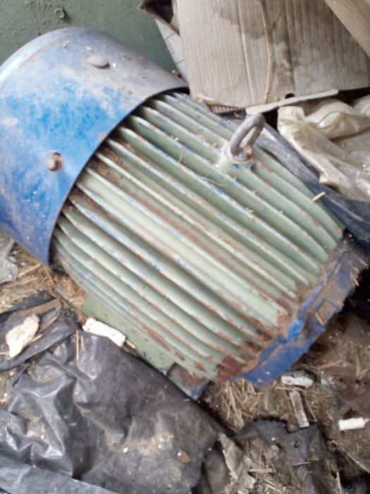 Używany rozdrabniacz mlyn bijakowy MMd5 30 kw