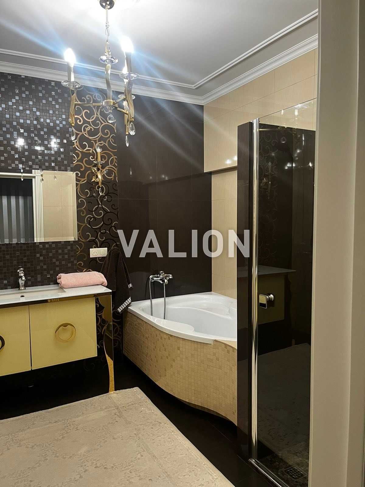 Продаж 3к квартири, вул. Деміївська 13, ЖК Soho Residence