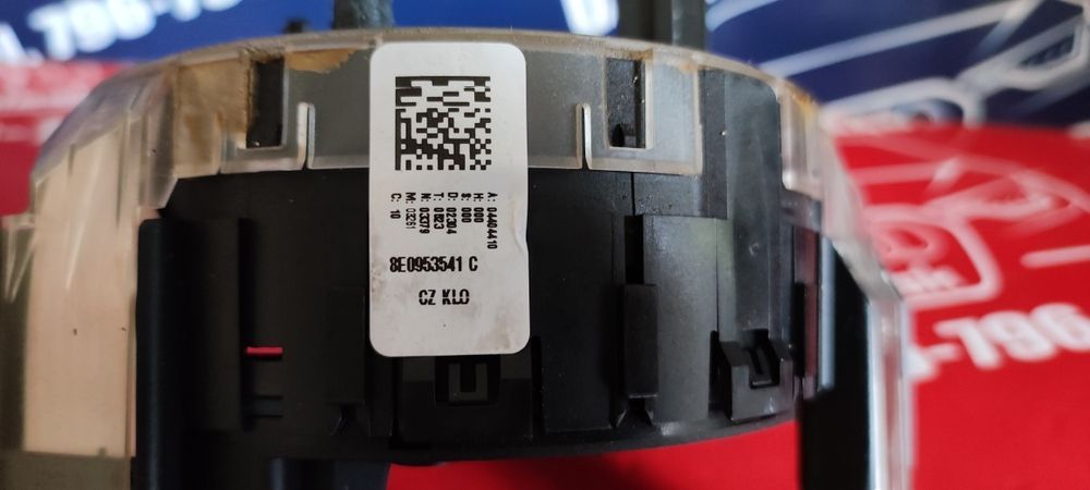 Taśma Zwijak Audi A4 B6 2.5 Kombi 03r