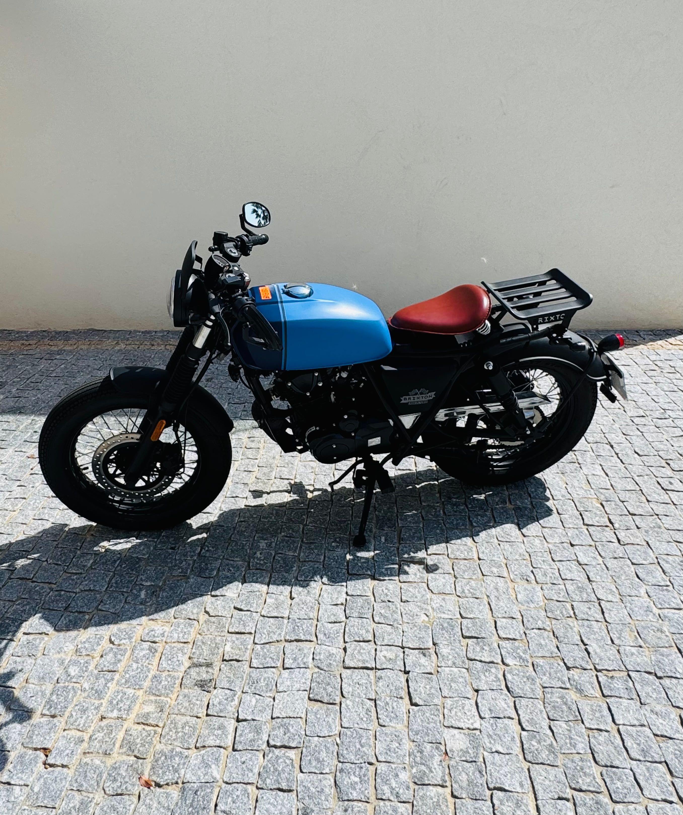Brixton Rayburn 125 … apenas com 200kms