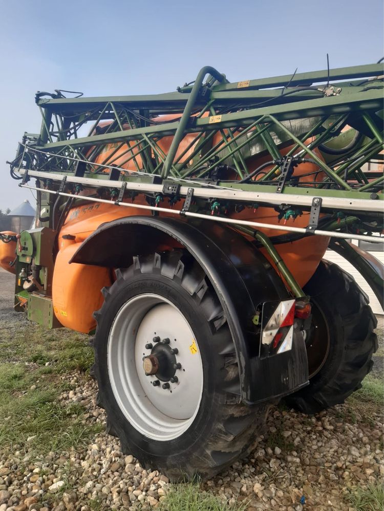 Opryskiwacz Amazone UX 5200 belka 36 m