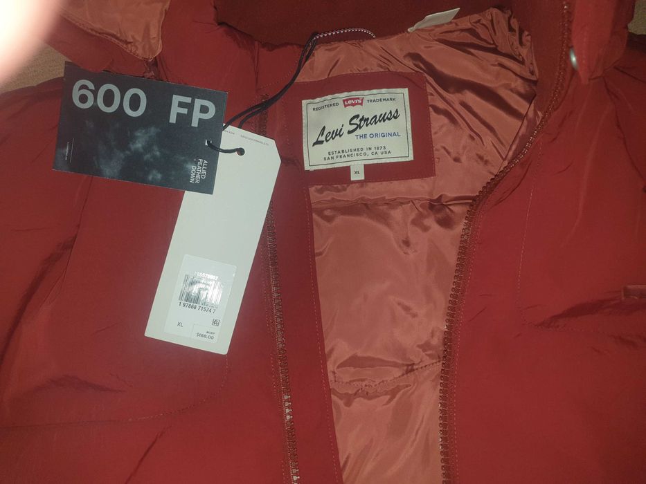 Коротка пухова куртка Levi's - Rockridge, розмір XL