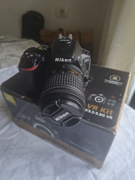 Фотоапарат Nikon d5600 kit.
