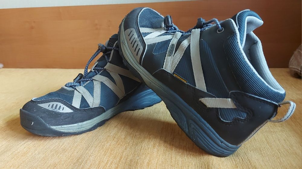 Черевики з мембраною Keen 36р.